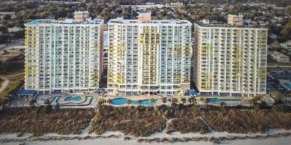 2711 Ocean Blvd. S