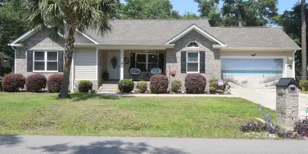 320 13th Ave. S