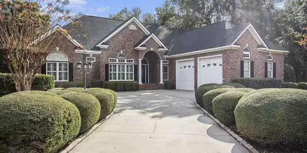 423 Chapman Loop