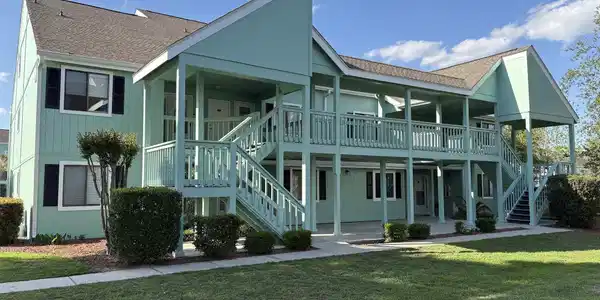 1930 Bent Grass Dr.