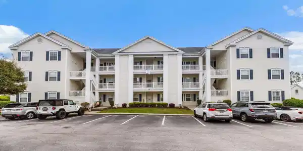 901 West Port Dr.