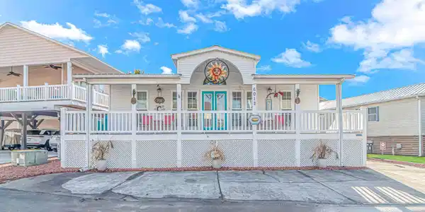 6001-6012 S Kings Hwy.