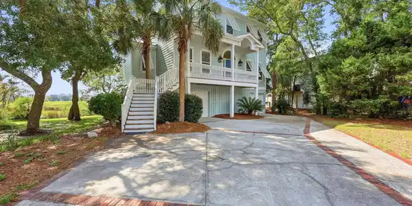 27 Drayton Ct.
