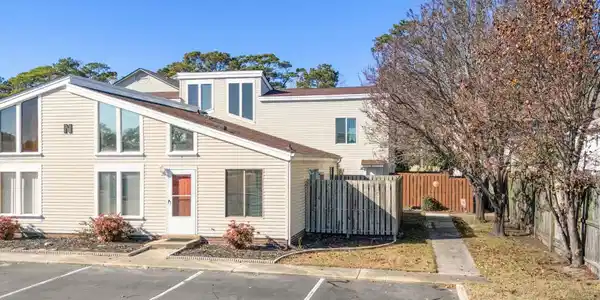 800 9th Ave. S