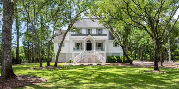 352 Calais Ave.