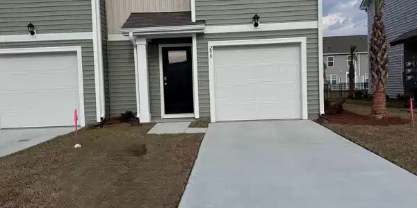 298 Bayou Loop