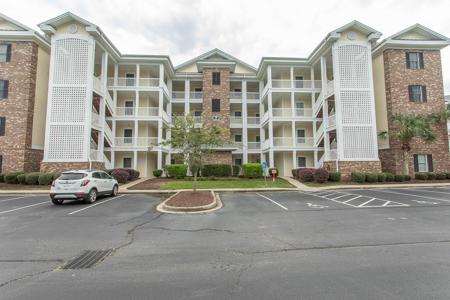 4861 Luster Leaf Circle