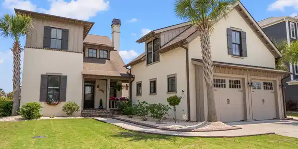 1012 East Isle of Palms Ave.