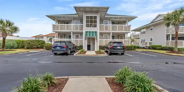 301 Shorehaven Dr.