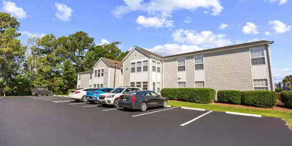 1931 Bent Grass Dr.