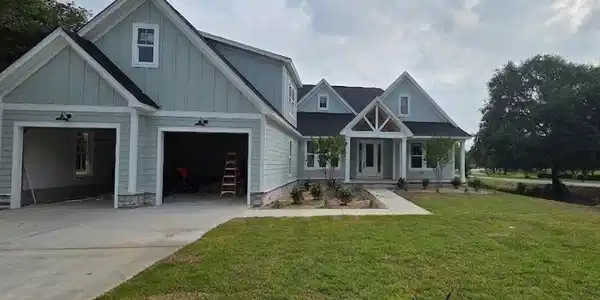 719 Daisy Bank Circle