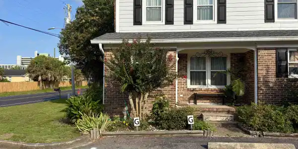 405 13th Ave. S