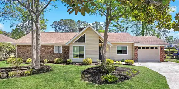 584 Circle Dr.