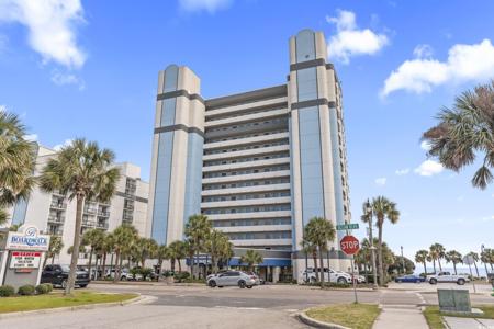 2300 N Ocean Blvd.