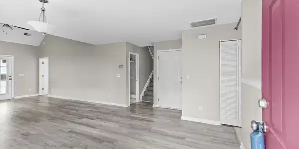 Image 4 Image 4