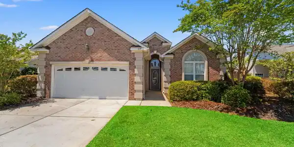 215 Kessinger Dr.
