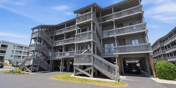 9621 Shore Dr.