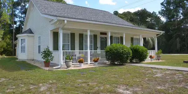 670 Kings River Rd.