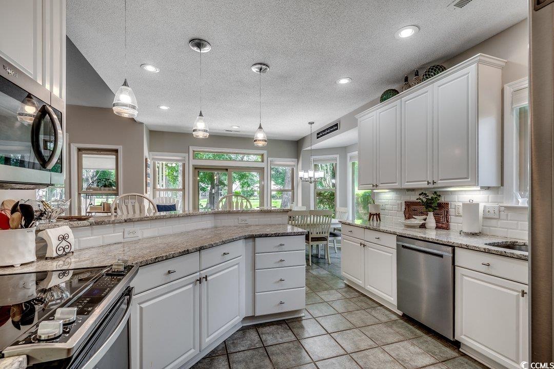 Image 2: Kitchen featuring appliances with stainless steel Image 2: Kitchen featuring appliances with stainless steel