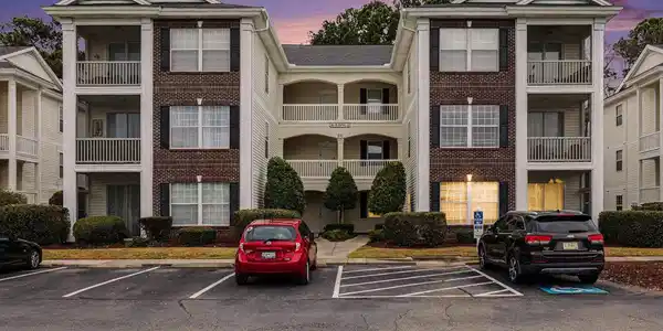 1310 River Oaks Dr.