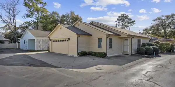 605 Cedar Ln.