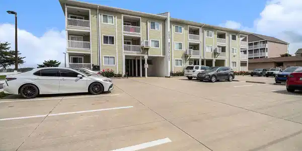 4003 N Ocean Blvd.
