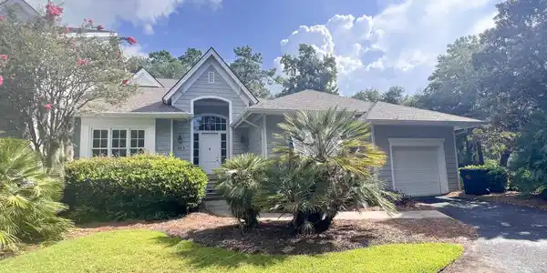 138 Colony Club Dr.