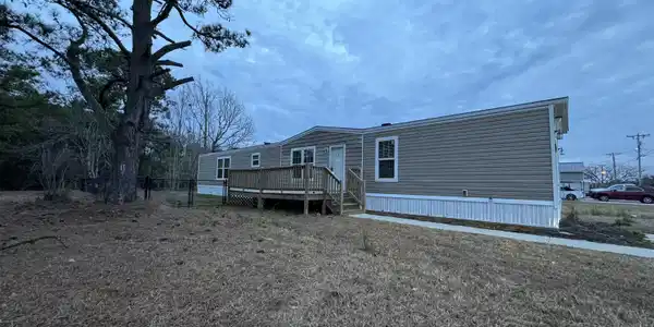 1206 Seaside Dr.