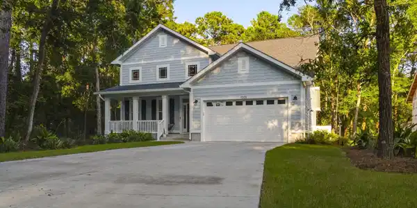 1003 Brantly Ln.
