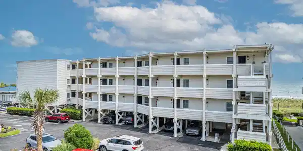3901 Ocean Blvd. S