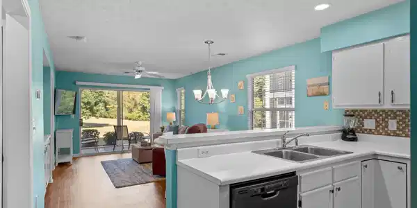 Image 4 Image 4