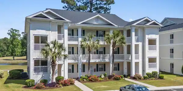 650 River Oaks Dr.