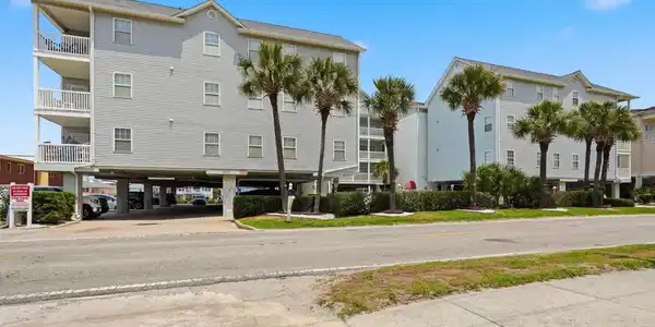 6103 N Ocean Blvd.