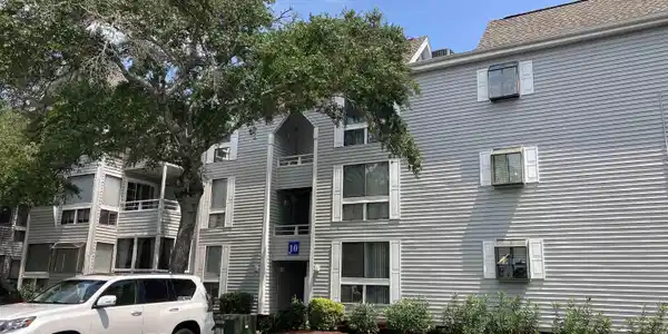 351 Lake Arrowhead Rd.