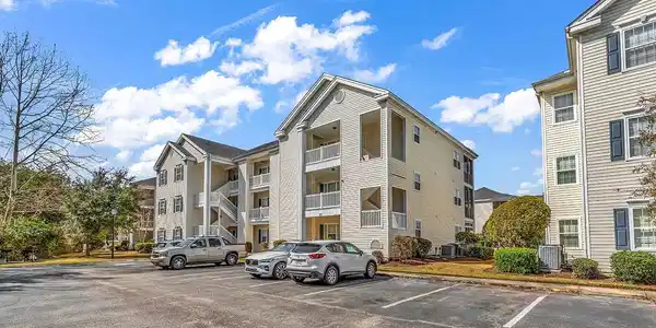 901 West Port Dr.