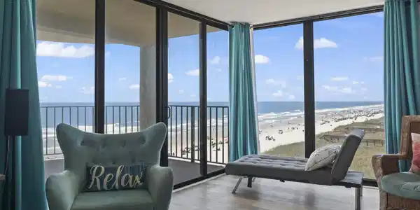 1425 Ocean Blvd. S