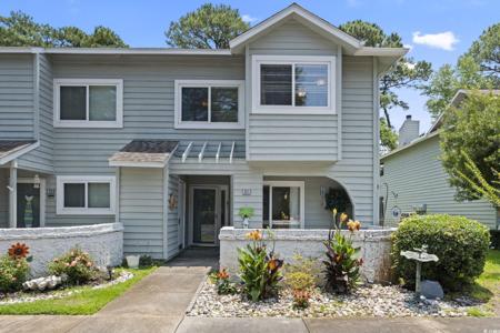 81 Shadow Moss Pl.