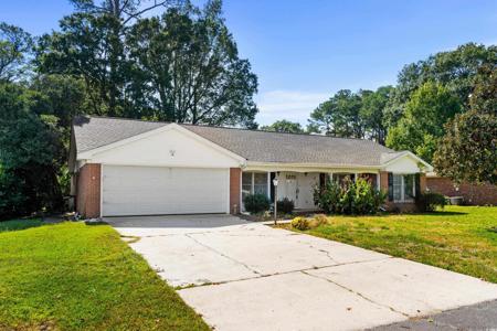 1102 Plantation Dr.