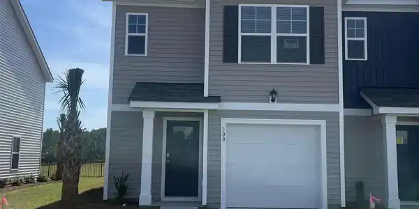 306 Bayou Loop