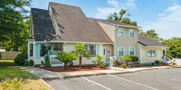 1422 Baldwin Ct.
