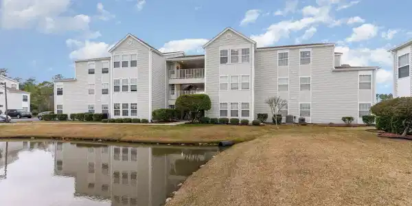 2274 Huntington Dr.