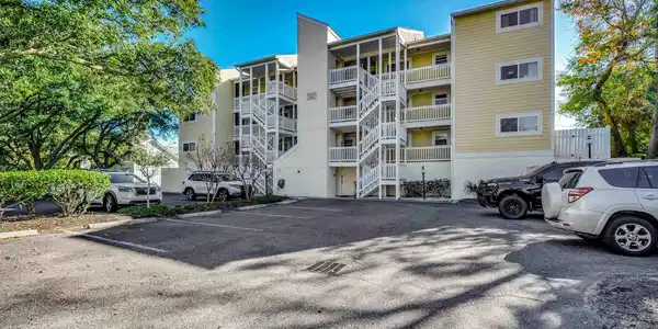 3401 Dunes St.