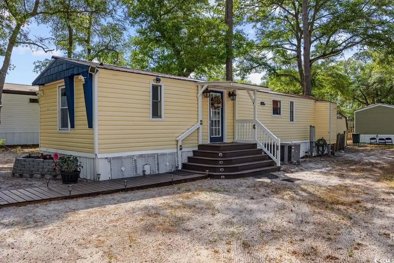 Image 1: View of manufactured / mobile home