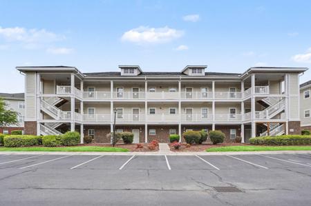 604 Heathrow Dr.