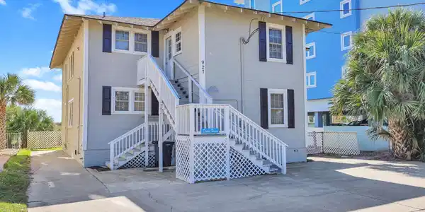 927 S Ocean Blvd.