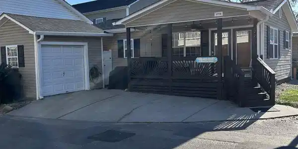 6001-1774 S Kings Hwy.