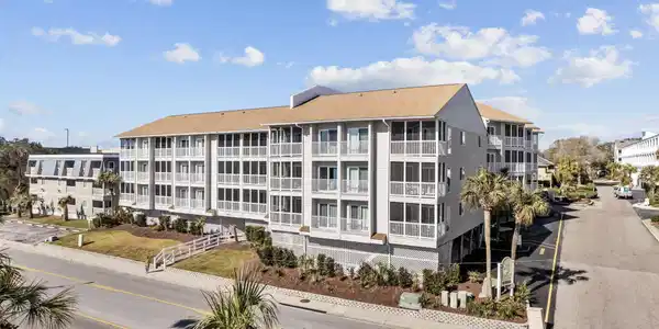 9571 Shore Dr.
