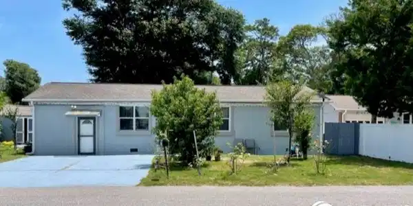 4501 Poinsett St.