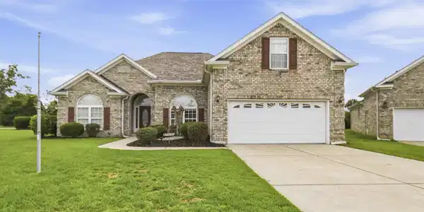 3600 Kingsley Dr.