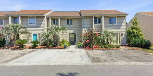 951 Plantation Dr.